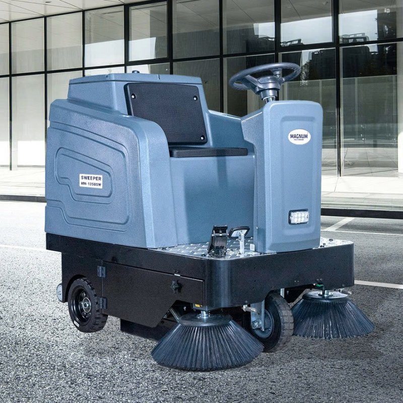 Xe quét hút bụi ngồi lái MN-1250SW 